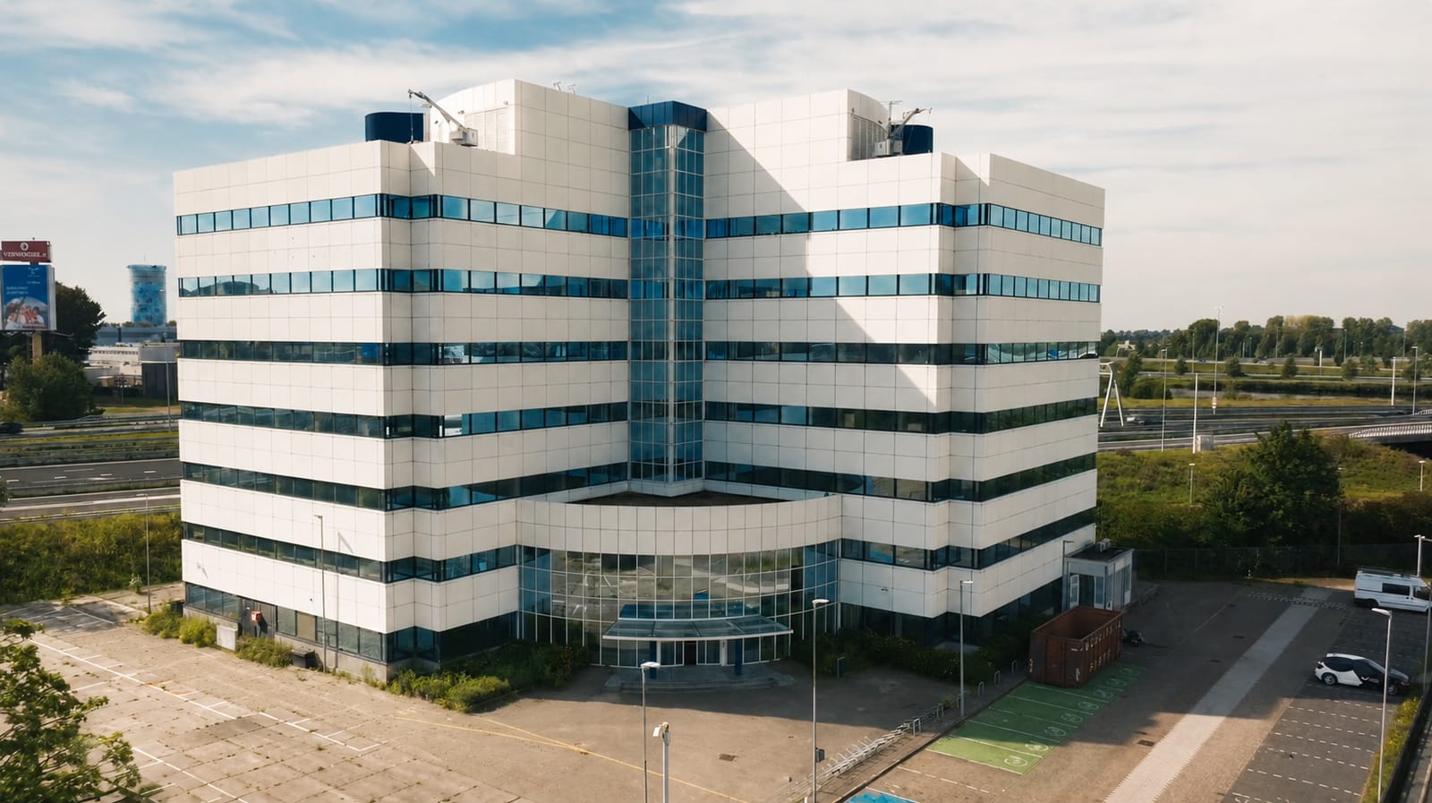 Campus Cees aan de Luttenbergweg in Amsterdam